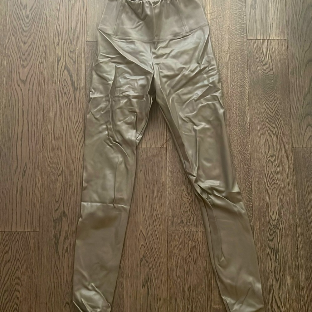 Aritzia Daria Vegan Leather Leggings